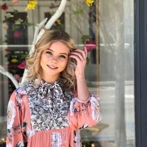 Meet your Posher, Ashley